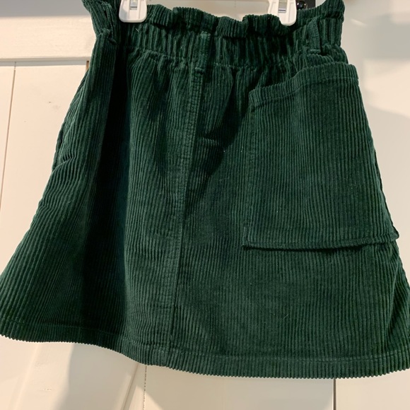Zara Girls Dark Green Corduroy Skirt (13-14) NWOT - Picture 2 of 5